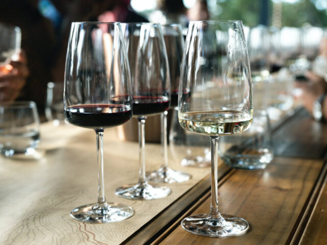 Wino na wesele
